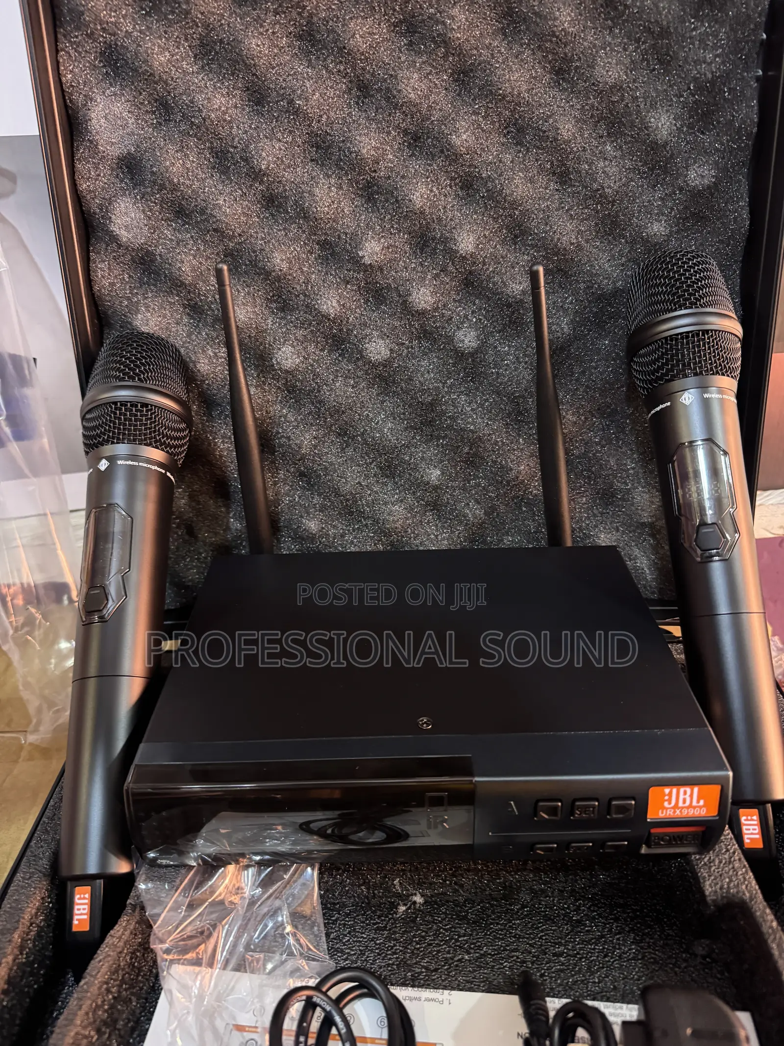 JBL Urx9900 Professional Wireless Microphone System