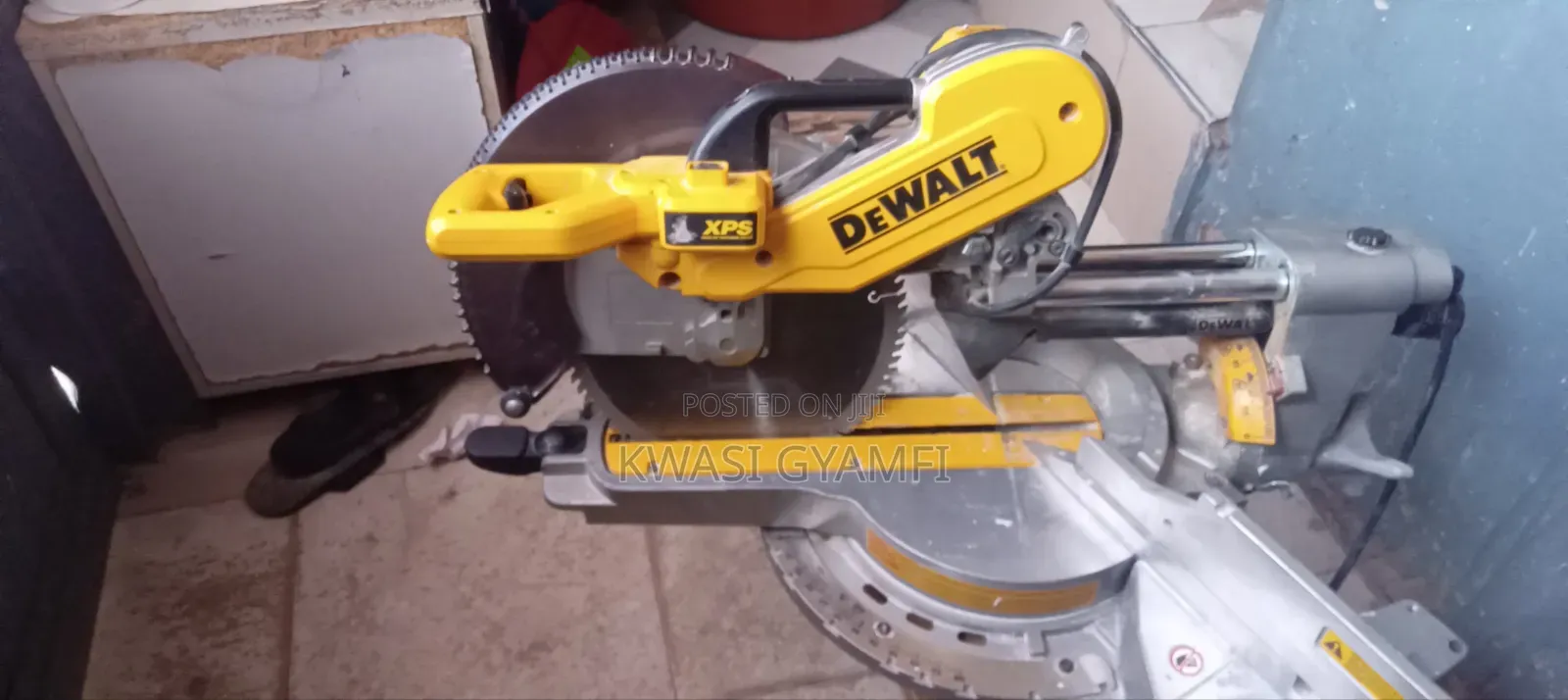 Dewalt Compound Sliding Miter Saw