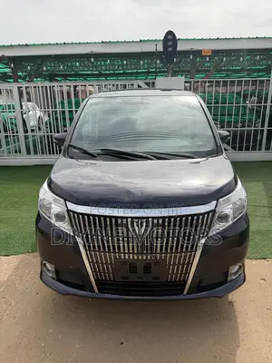 Toyota Esquire 2.0 FWD (8 seater) 2015 Black