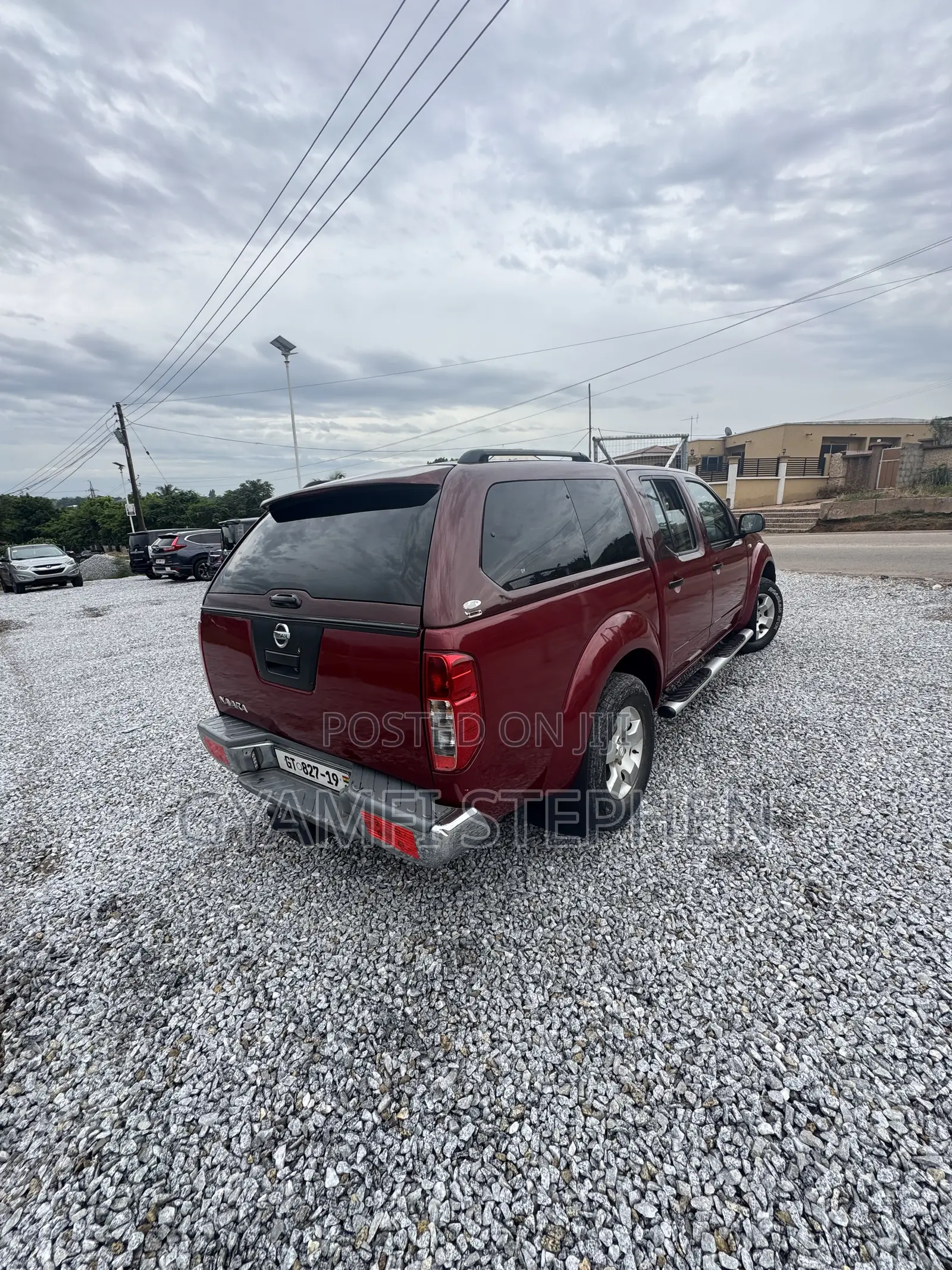 Nissan Navara 2012 Red