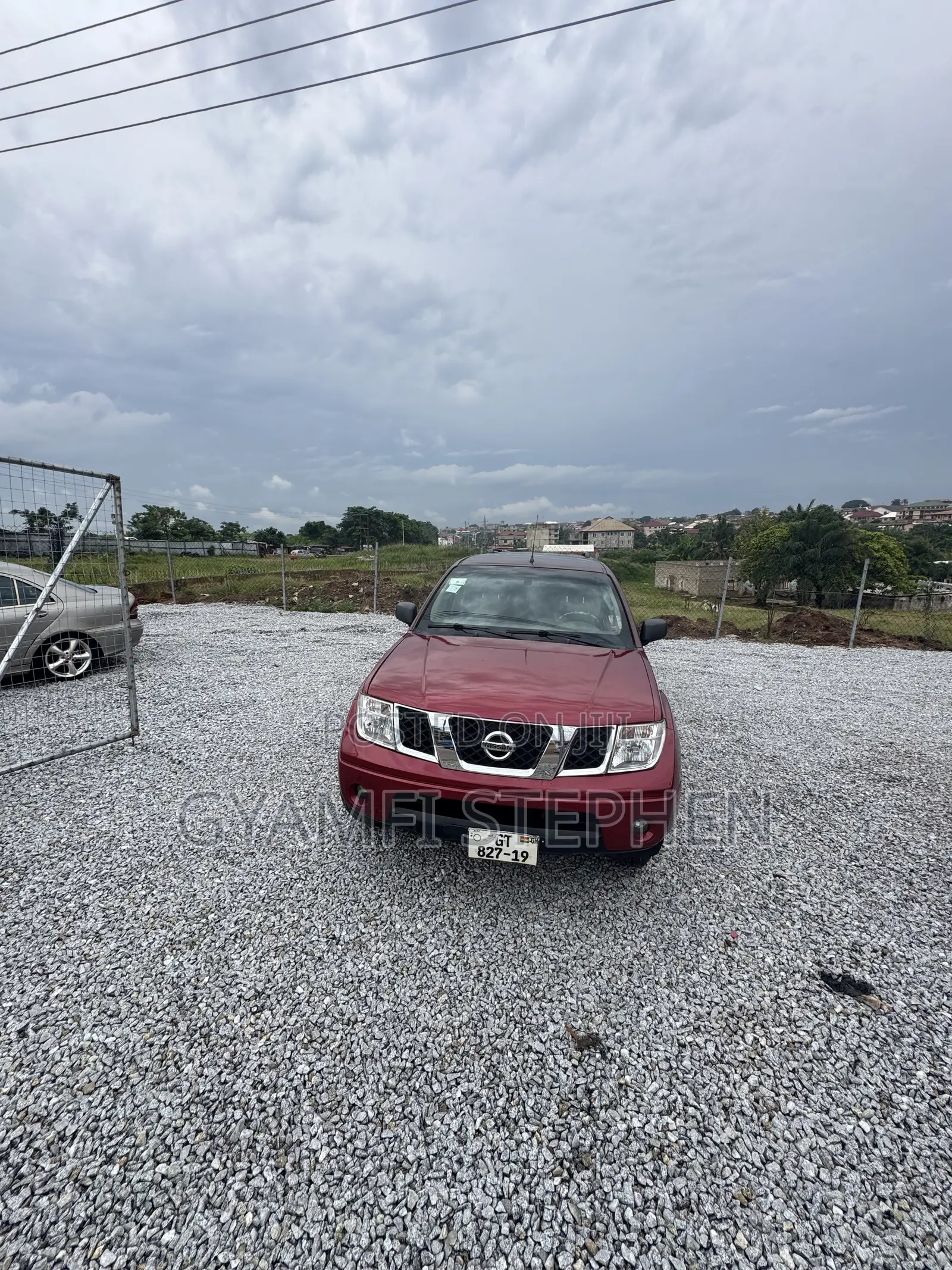 Nissan Navara 2012 Red