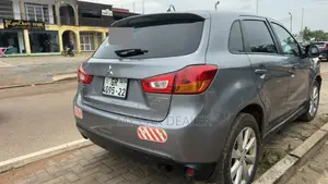 Mitsubishi Outlander 2.0 PHEV AWD 2014 Gray
