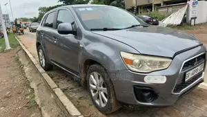 Mitsubishi Outlander 2.0 PHEV AWD 2014 Gray