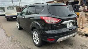 Ford Escape Titanium 4dr SUV (1.6L 4cyl Turbo 6A) 2015 Black