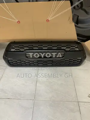 Toyota Tacoma 2016 - 2022 Front Grille With Led