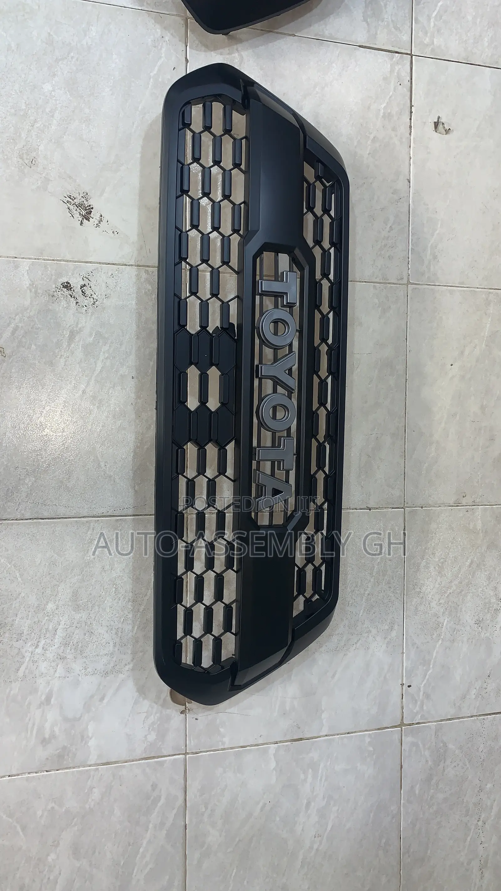 Toyota Tacoma 2016 - 2022 Front Grille With Led