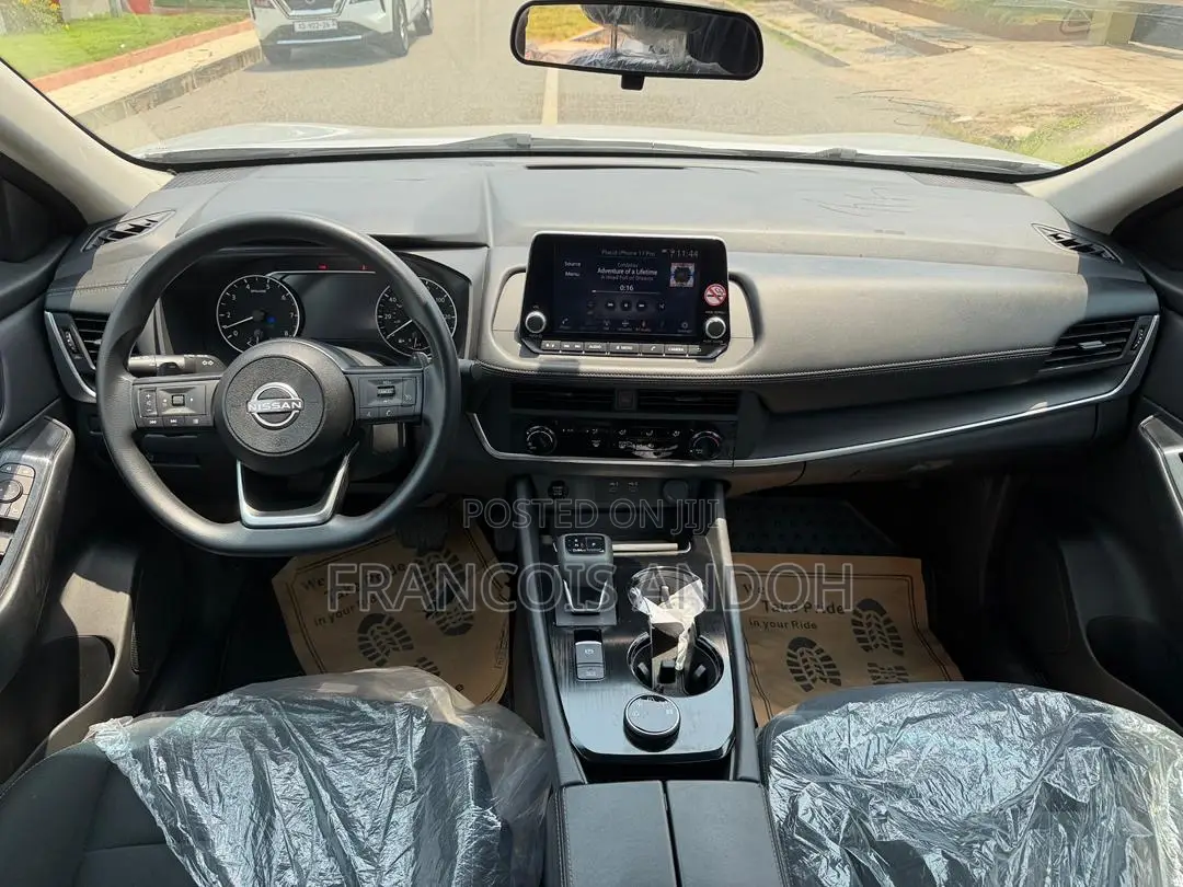 Nissan Rogue SL 2024 Silver
