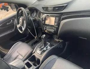 Nissan Rogue SV AWD 2018 Gray