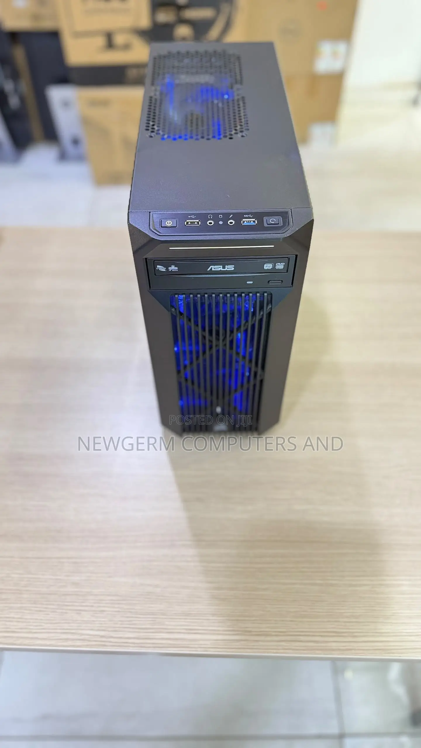 Desktop Computer MSI model 16GB Intel Core i7 SSD 256GB
