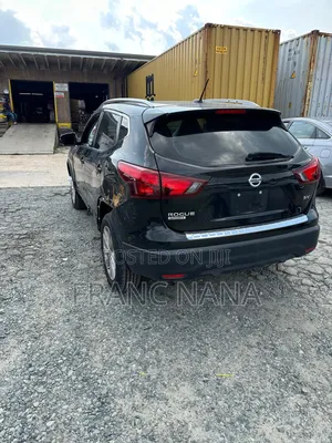 Nissan Rogue SV FWD 2017 Black