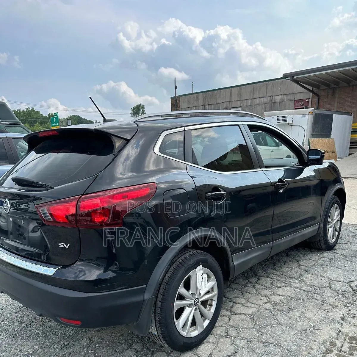 Nissan Rogue SV FWD 2017 Black