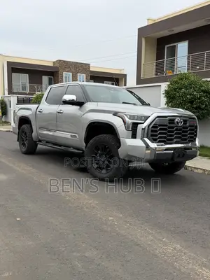 Toyota Tundra 1794 Edition CrewMax 5.5' Bed 2023 Silver