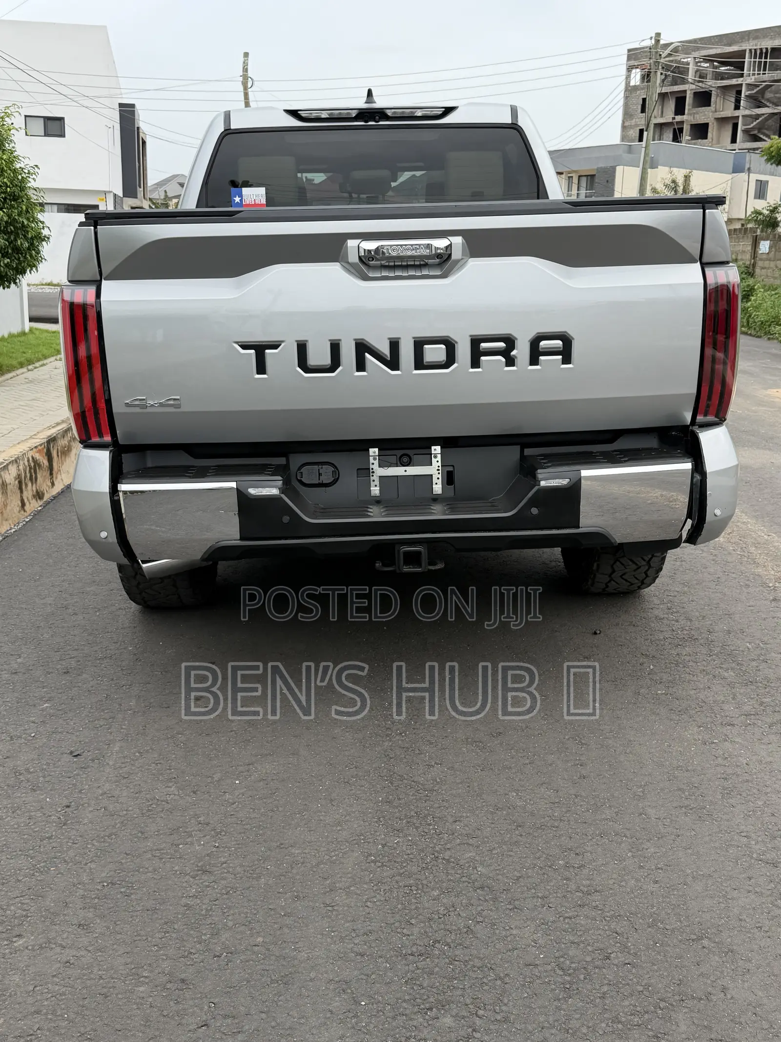 Toyota Tundra 1794 Edition CrewMax 5.5' Bed 2023 Silver