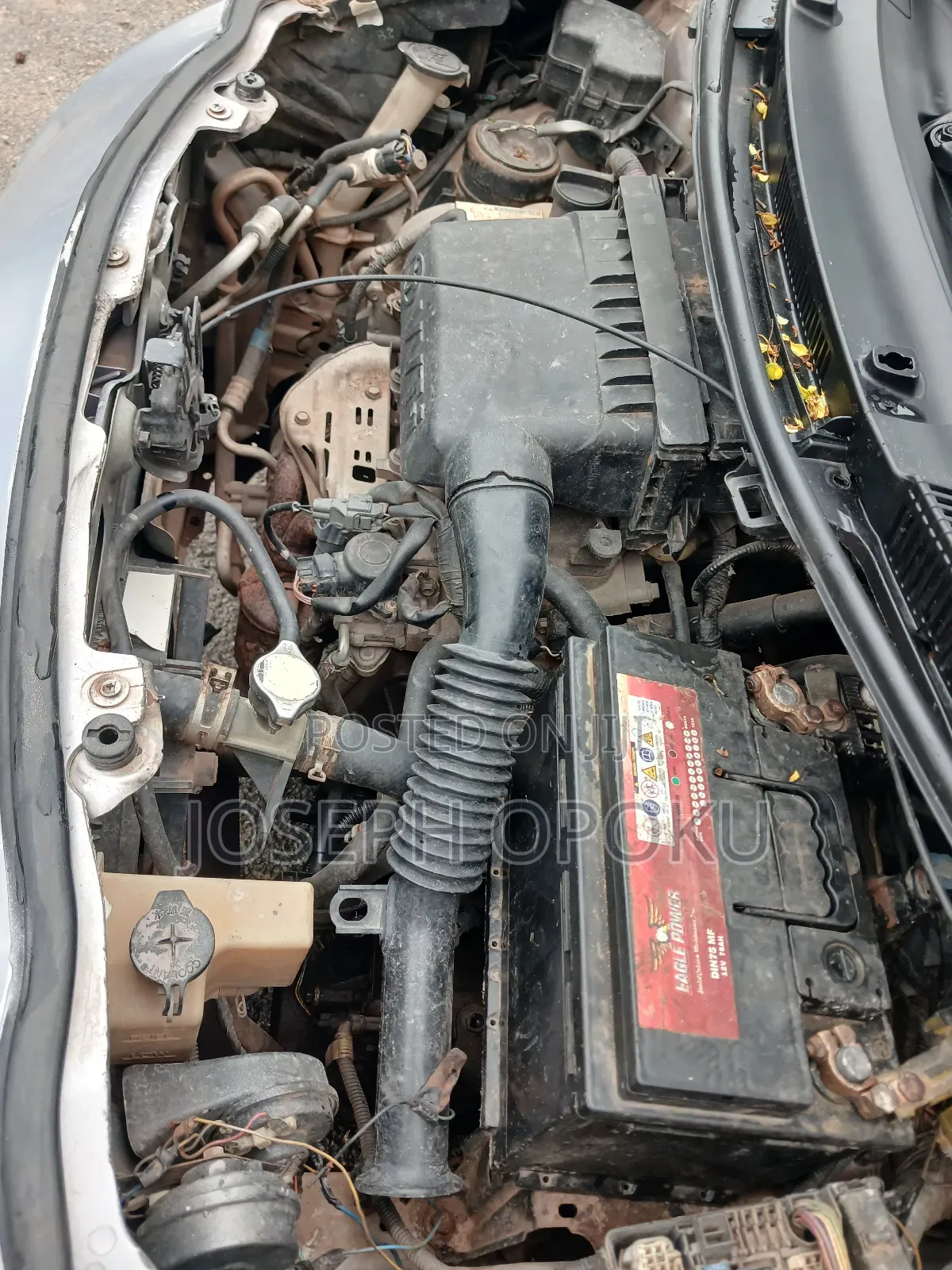 Toyota Vitz 2010 Silver