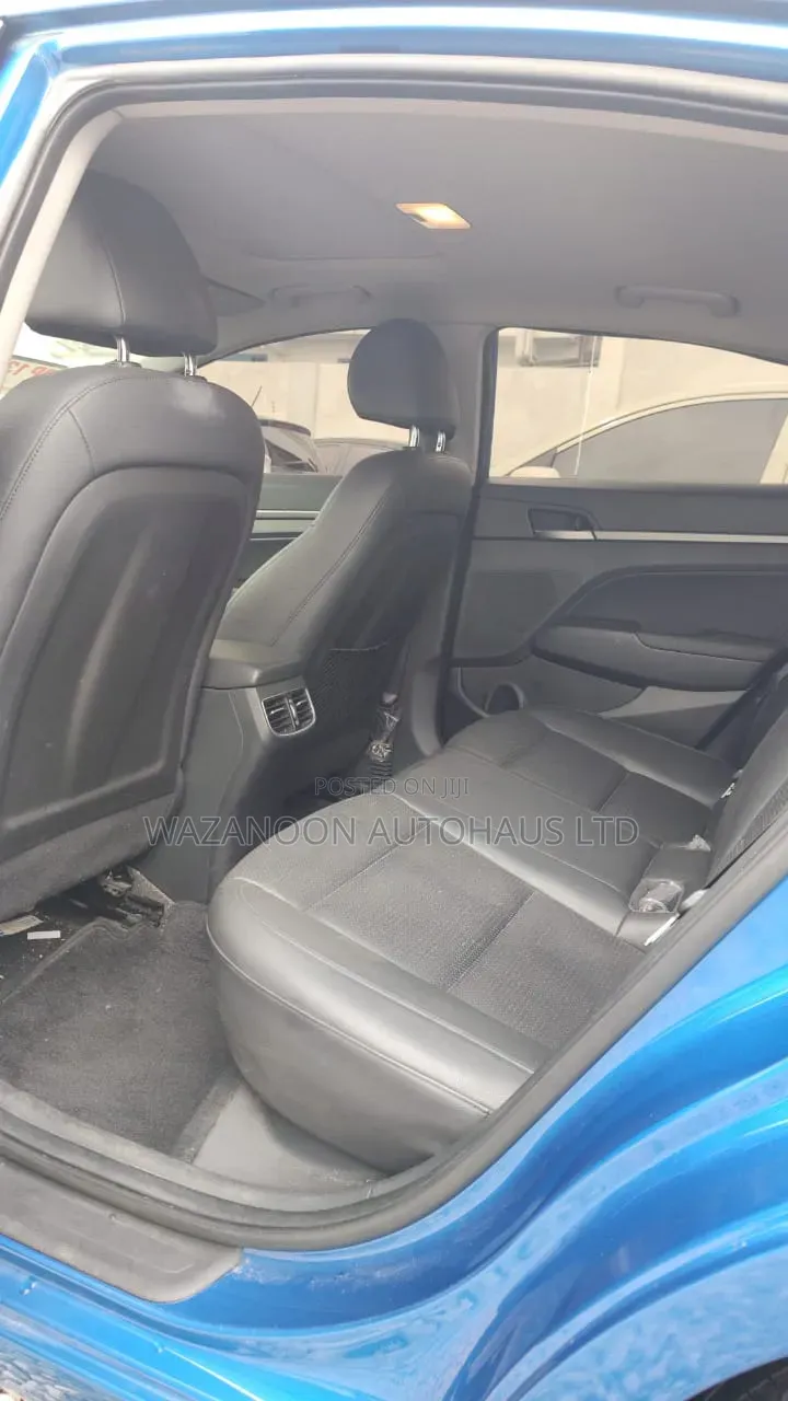 Hyundai Avante 2017 Blue