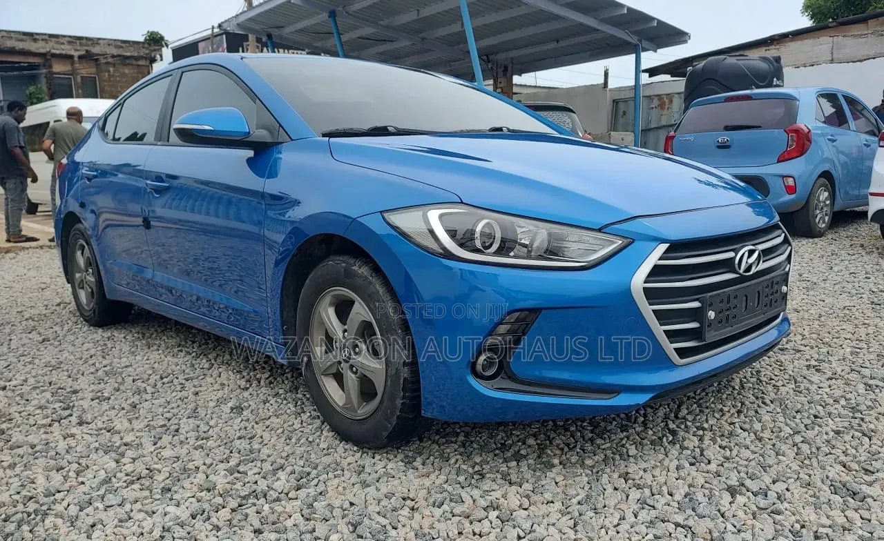 Hyundai Avante 2017 Blue