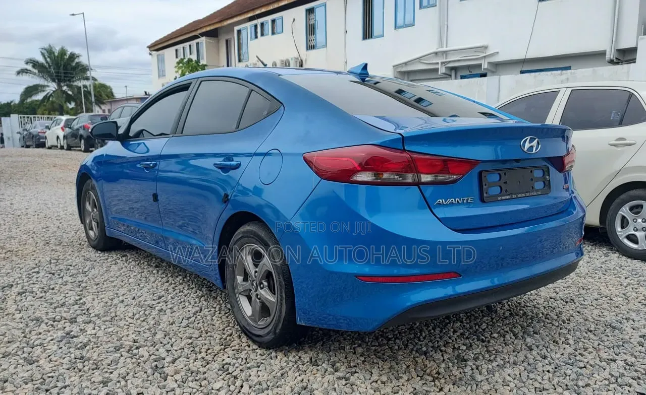 Hyundai Avante 2017 Blue