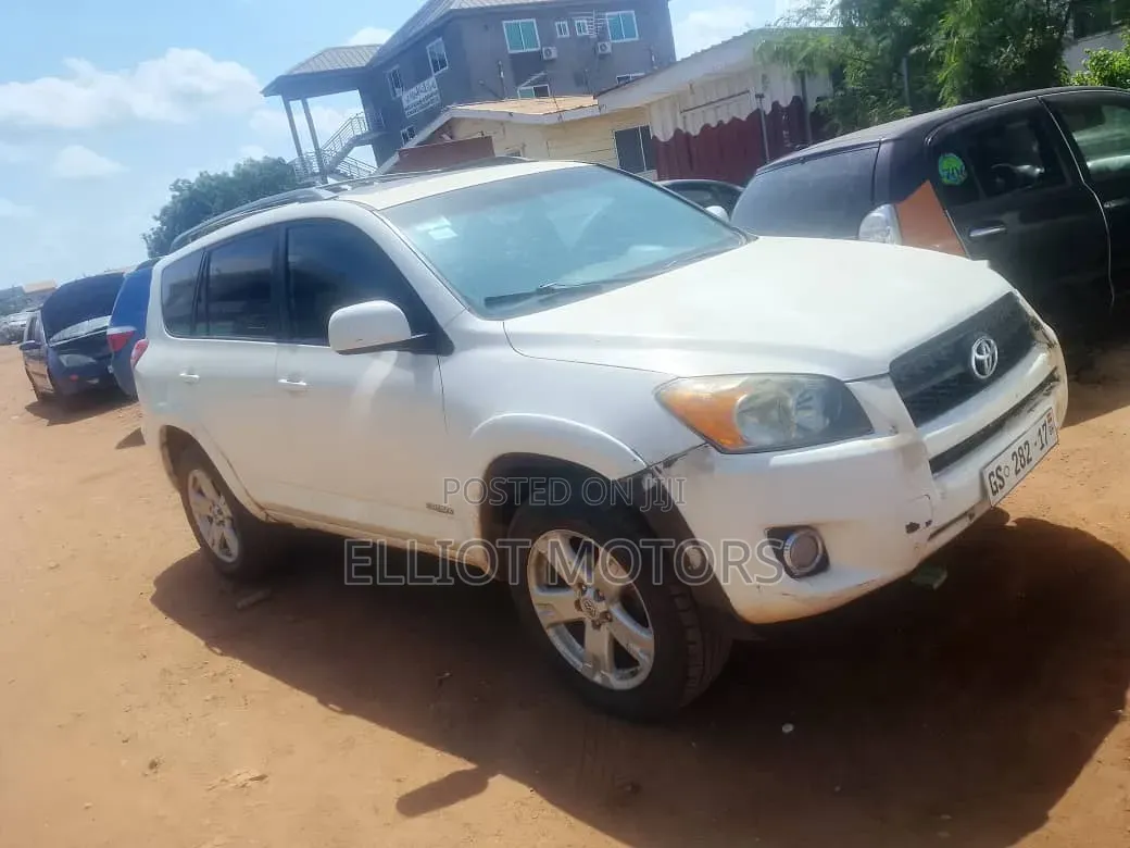 Toyota RAV4 2.5 4x4 2012 White