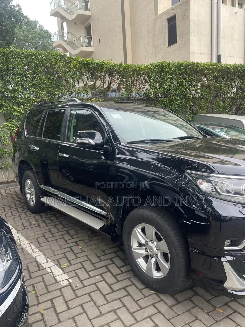 Toyota Land Cruiser Prado 2.8 2020 Black