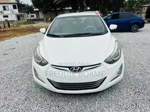 Hyundai Elantra 2012 White