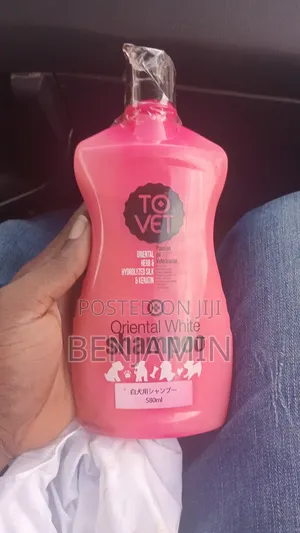 Dogs and Cats Shampoos