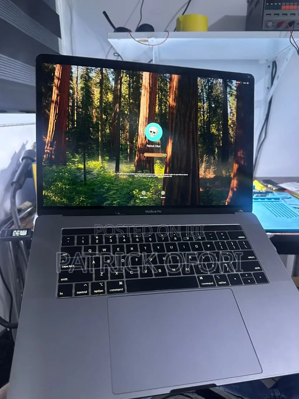 Laptop Apple MacBook Pro 2018 16GB Intel Core i7 SSD 256GB