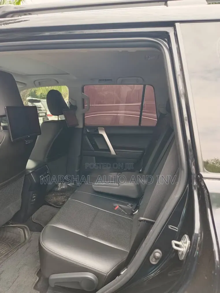 Toyota Land Cruiser Prado 2.4 Petrol 2024 Black
