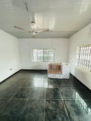 5bdrm House in Borga Homes, Malejor for rent