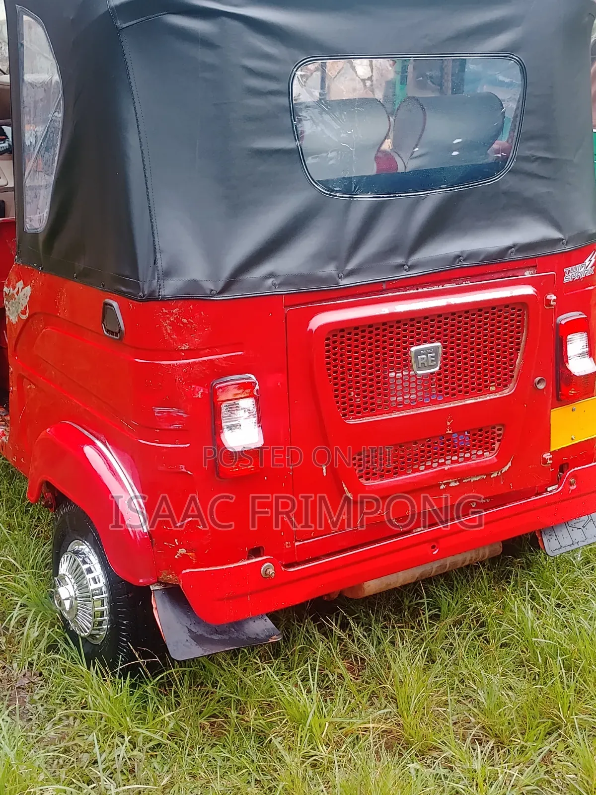 Bajaj RE 2023 Red
