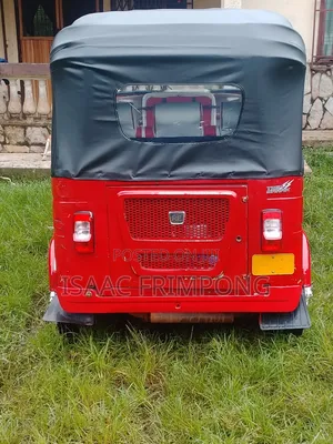 Bajaj RE 2023 Red