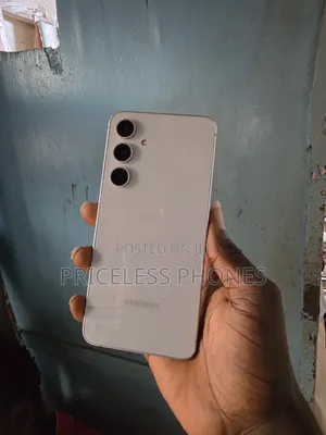 Samsung Galaxy S24 FE 256 GB White