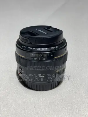 Canon Eos 6d Mark Ii Camera With 50mm Lens Battery Charger