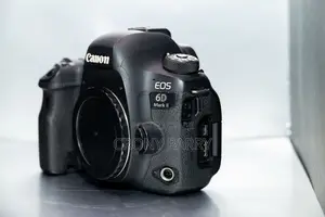 Canon Eos 6d Mark Ii Camera With 50mm Lens Battery Charger