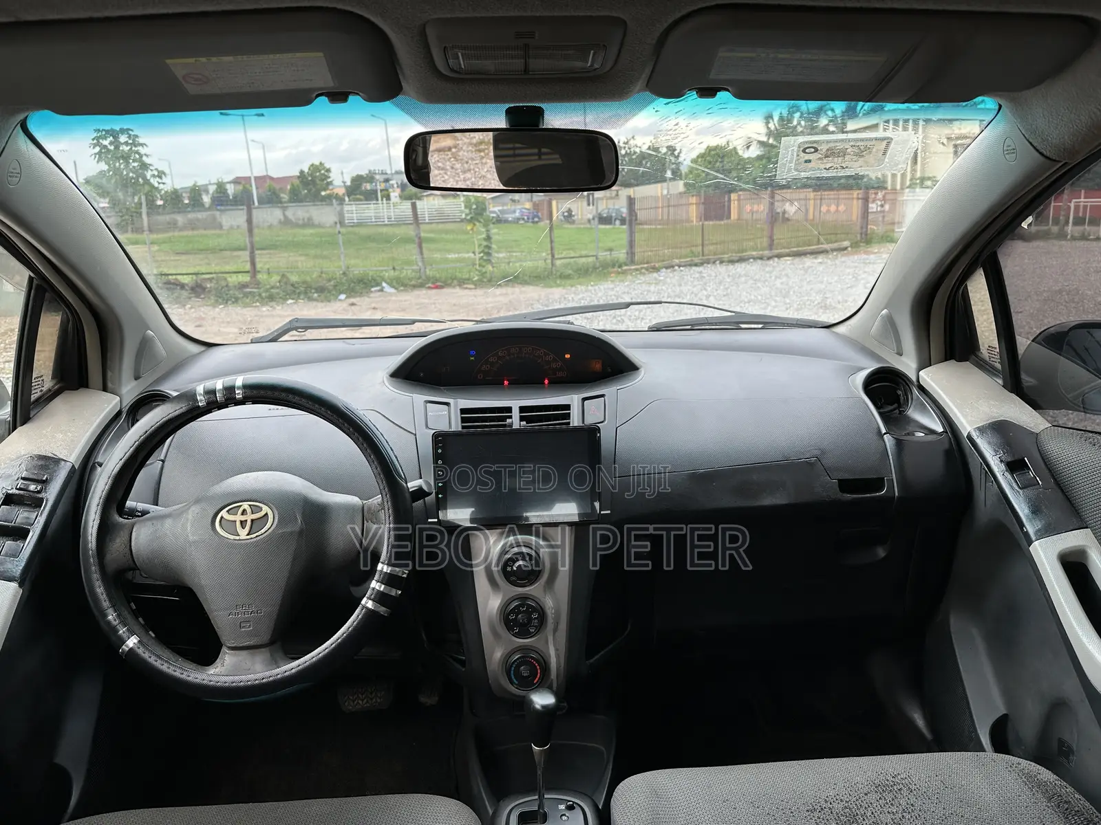 Toyota Vitz 2010 Black
