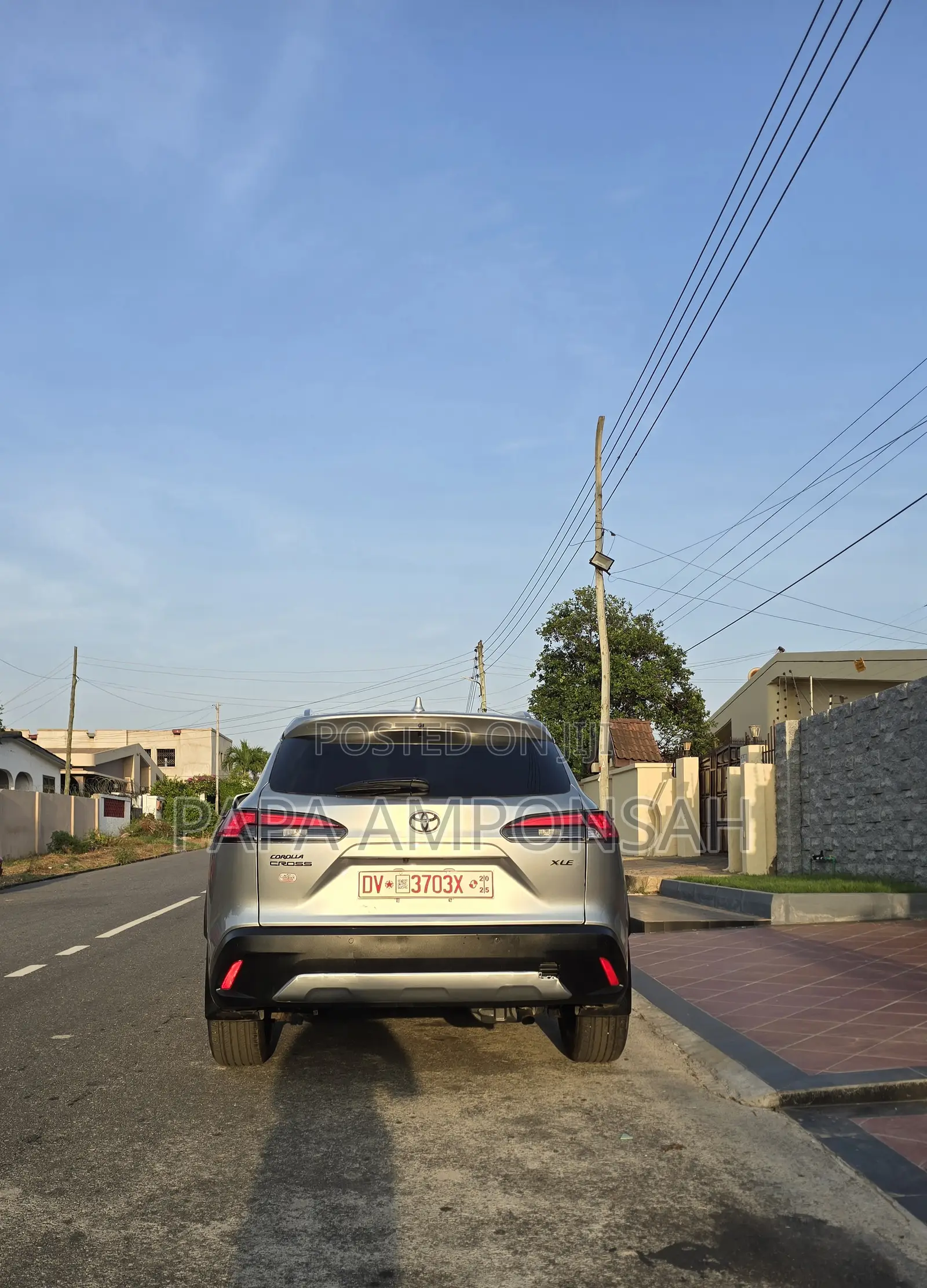 Toyota Corolla Cross XLE 4WD 2024 Silver