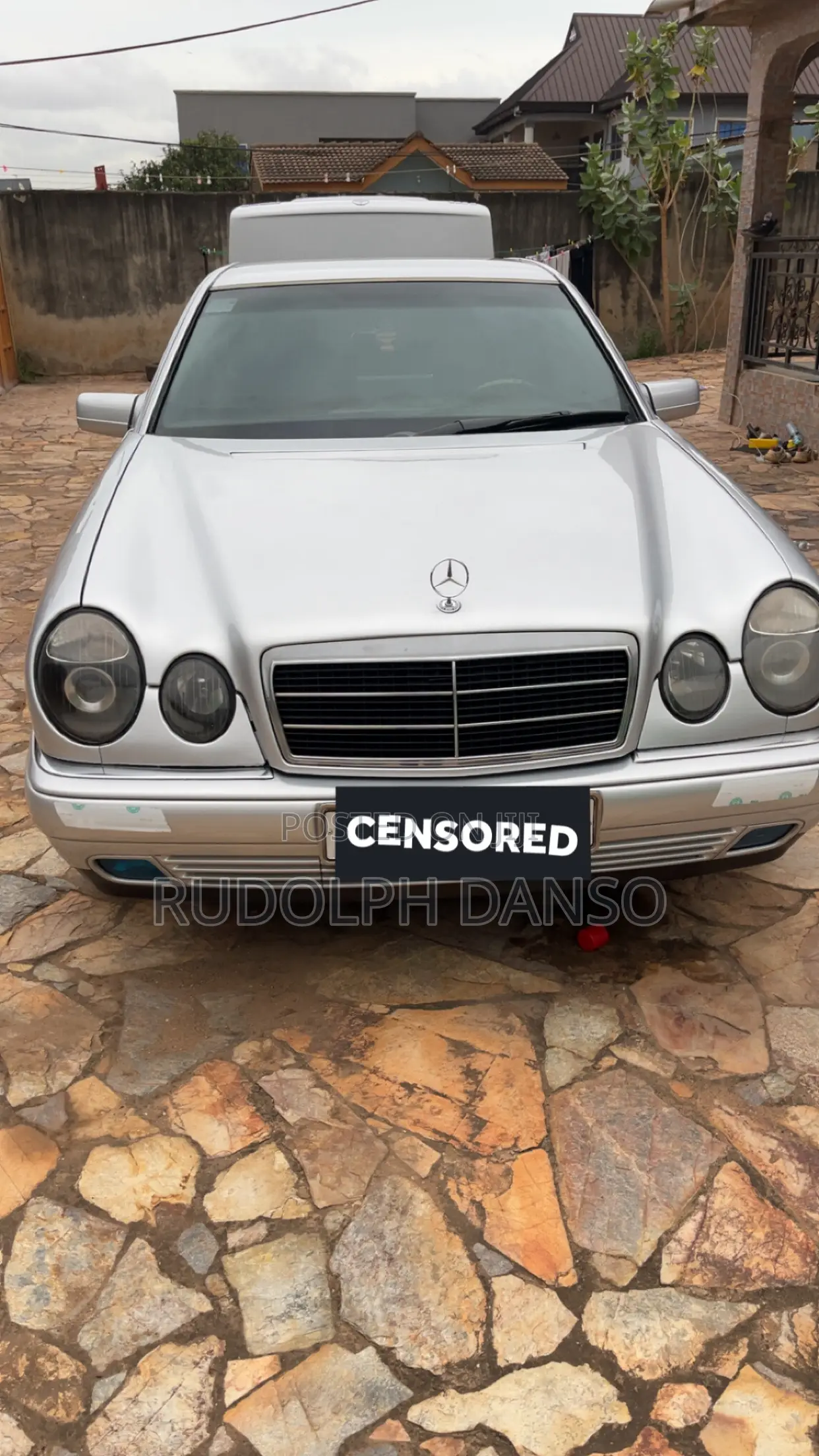 Mercedes-Benz E200 1997 Silver