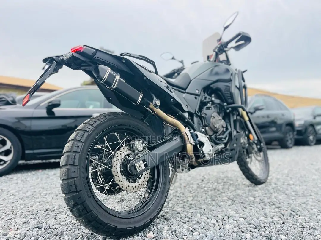 Aprilia Terra 2024 Gray