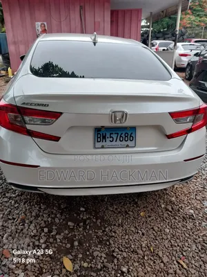 Honda Accord 2018 White