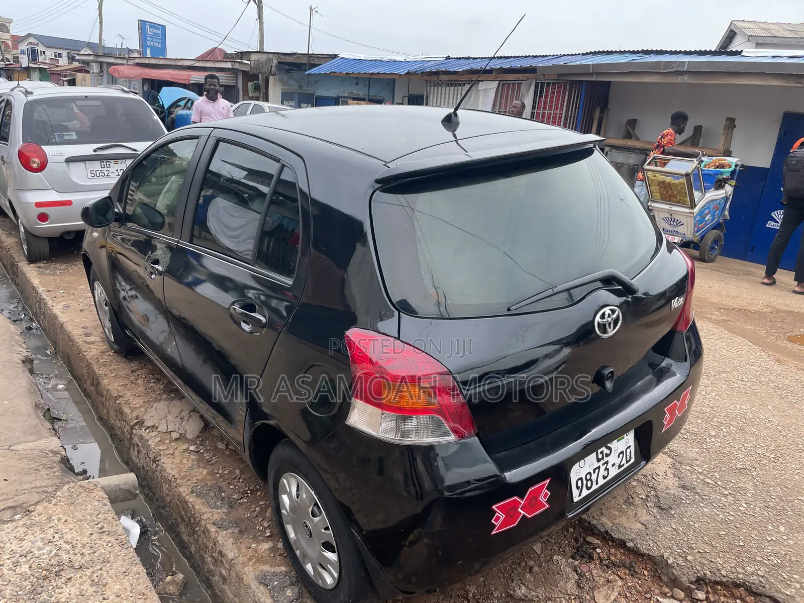 Toyota Vitz 1.3 AWD 5dr 2010 Black