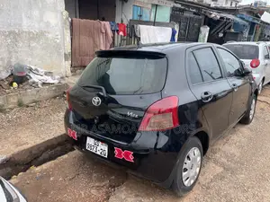 Toyota Vitz 1.3 AWD 5dr 2010 Black