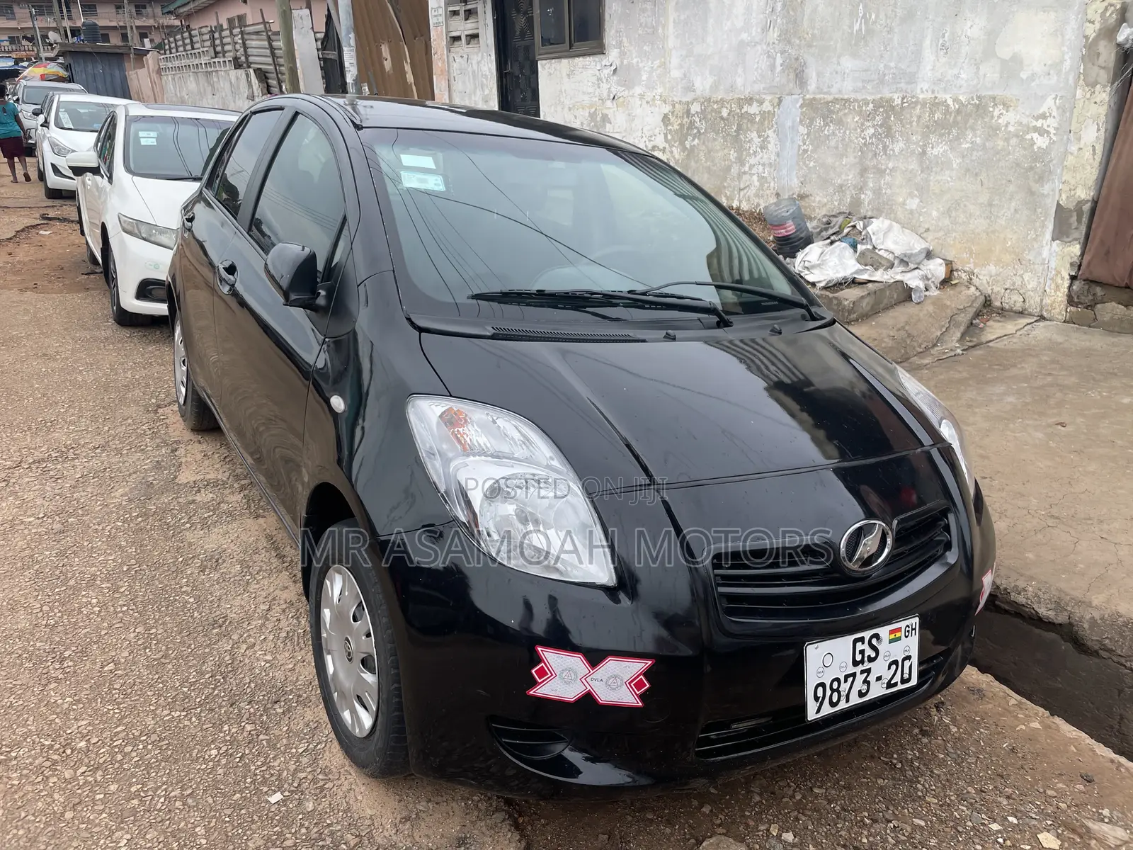 Toyota Vitz 1.3 AWD 5dr 2010 Black