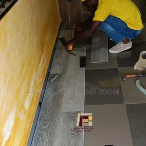 Premium Vinyl Plank Fitting – Reliable Expert