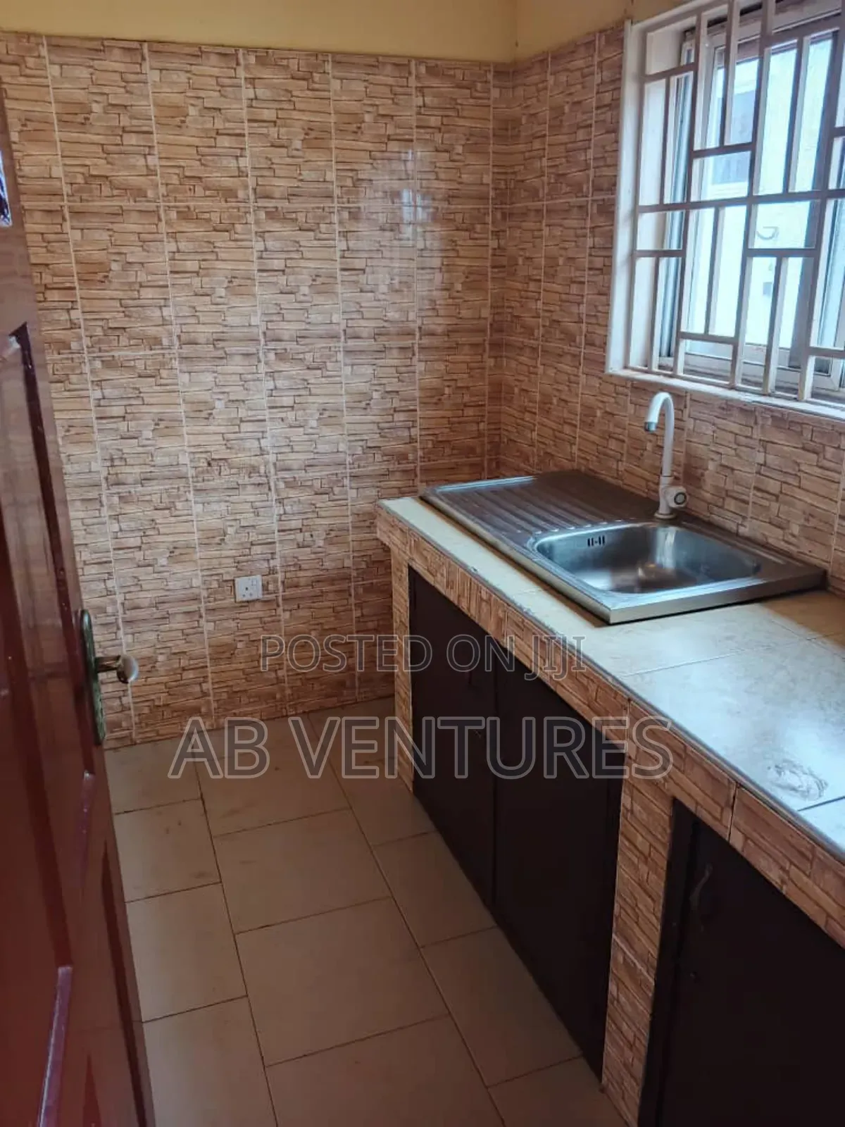 1bdrm Apartment in Oyibi Kas Valley for rent