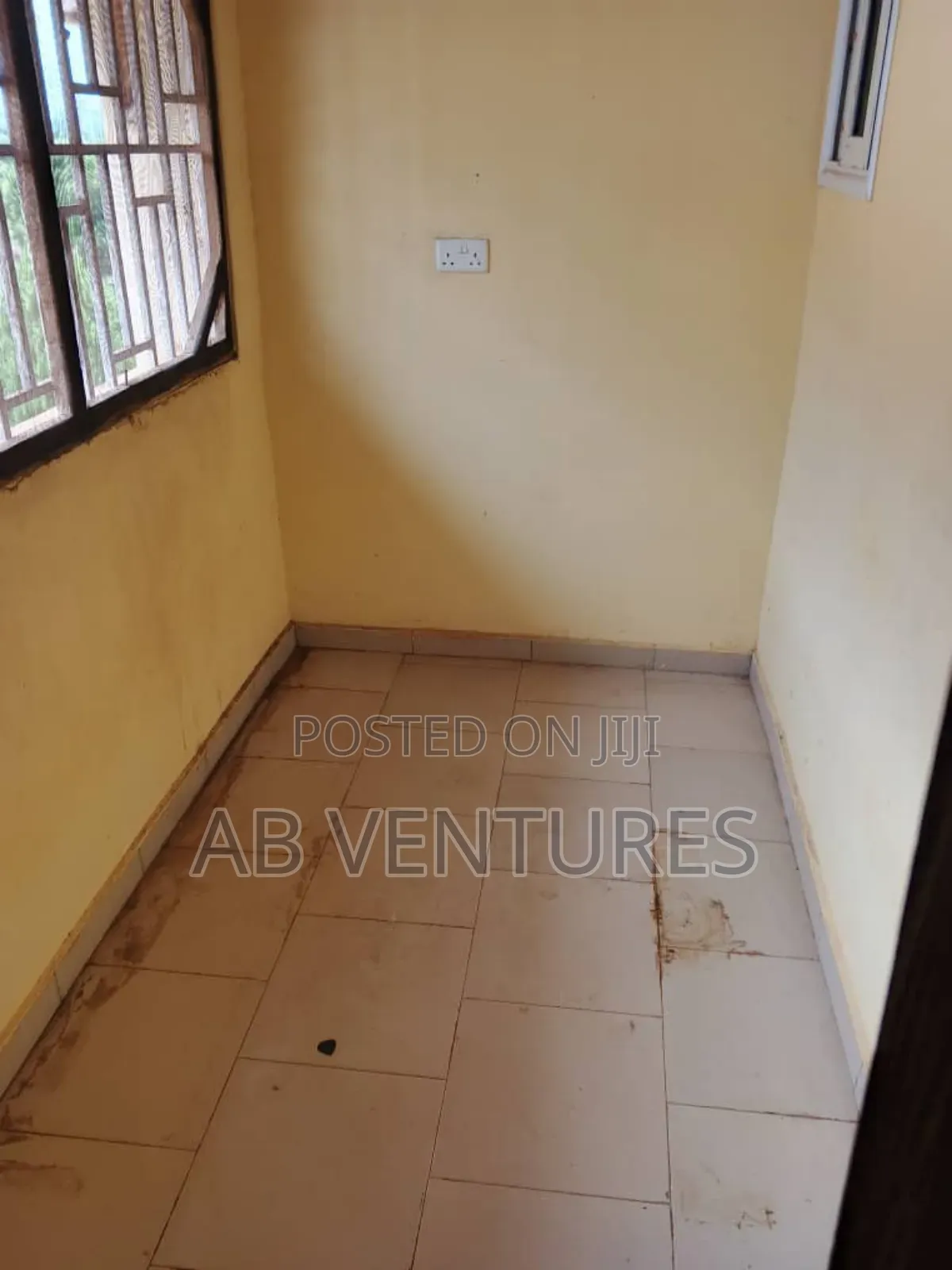 1bdrm Apartment in Oyibi Kas Valley for rent