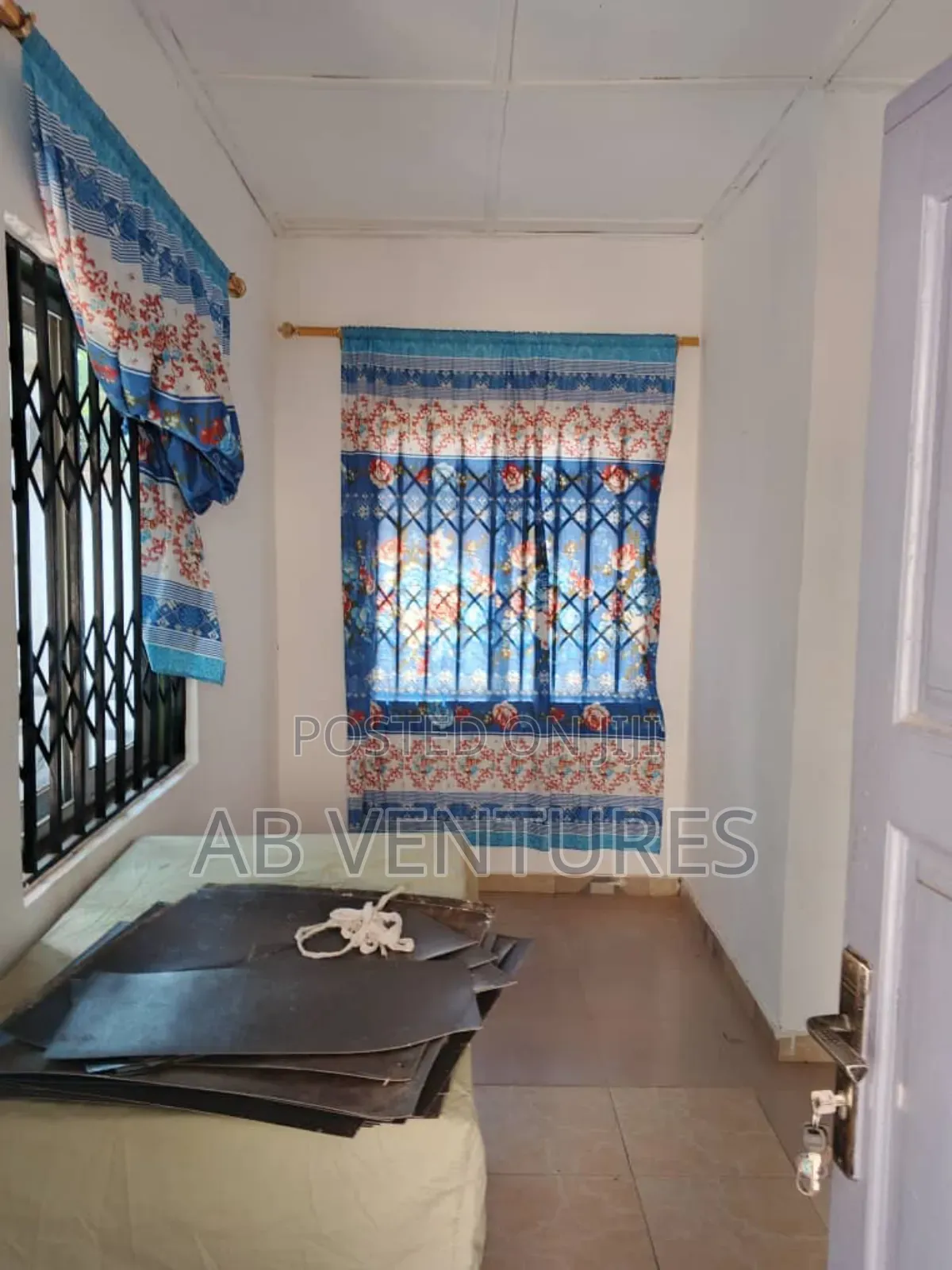 1bdrm Apartment in Malejor Look Sharp for rent