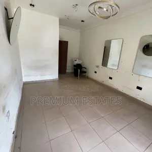Shop With Washroom for Rent