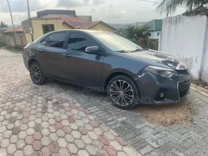 Toyota Corolla 2016 Gray