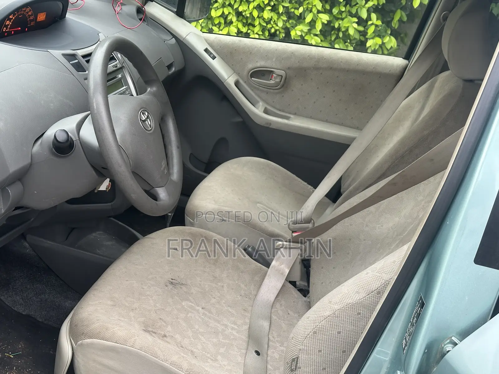 Toyota Vitz 2010 Gray