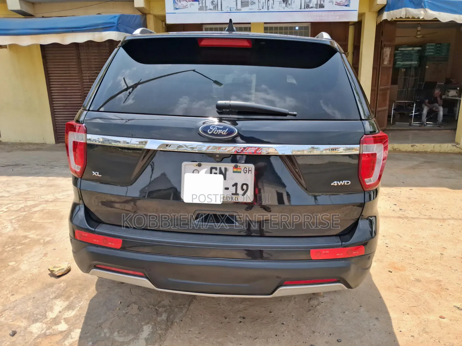 Ford Explorer XLT AWD 2019 Black