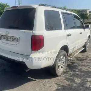 Honda Pilot 2010 White
